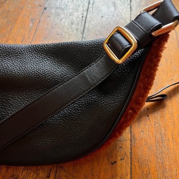 COACH Sherling Belt/Sling Bag - Picture 5 of 10